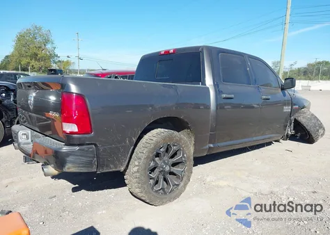 2017 Ram 1500 Express 4X4 5'7 Box из США, поврежденный, VIN 3C6RR7KT1HG795779